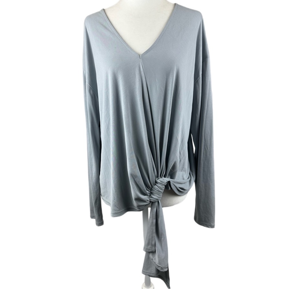 ASTR the Label Front Tie Ruched Long Sleeve Top Size Large Gray